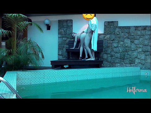 ❤️ Šef poziva sobaricu na bazen, ali nije mogao odoljeti vrućini Seks video kod nas